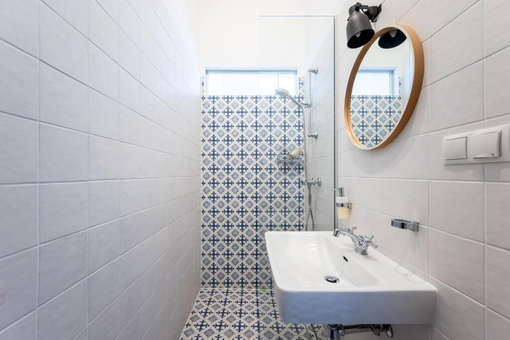 Lite 1Br Near Metro & Center By Hm Apartment Viena Exterior foto