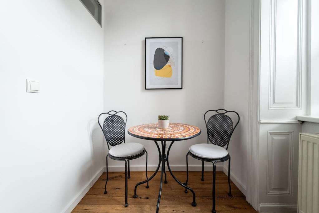 Lite 1Br Near Metro & Center By Hm Apartment Viena Exterior foto