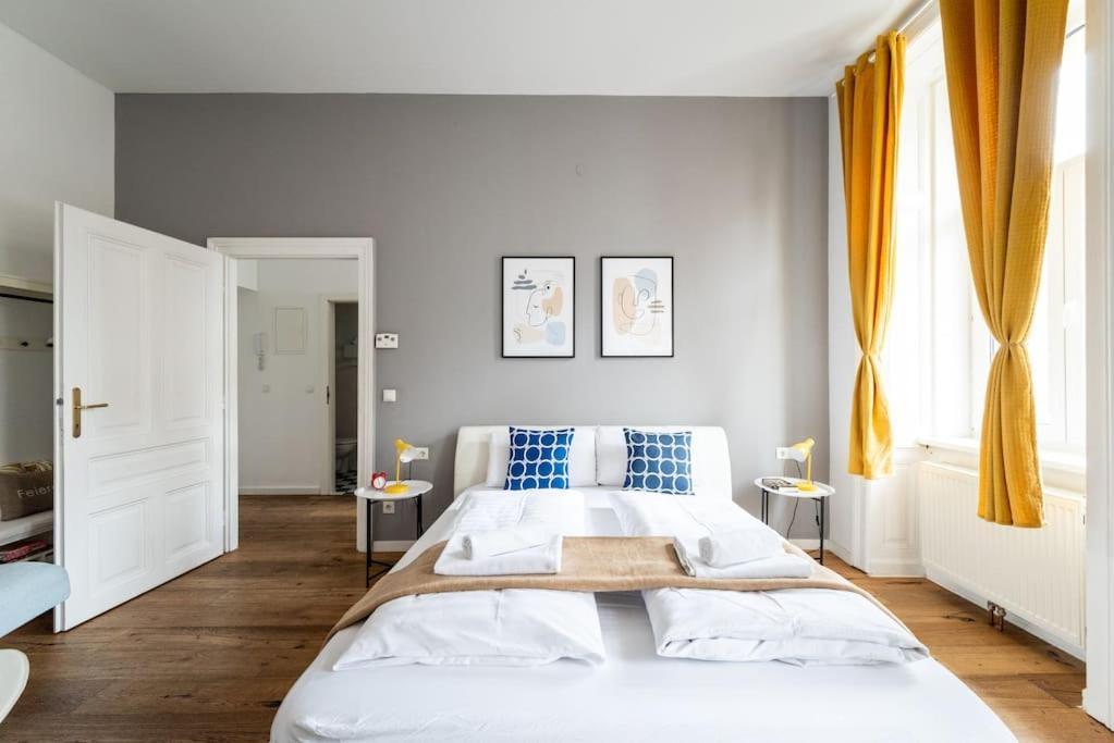 Lite 1Br Near Metro & Center By Hm Apartment Viena Exterior foto