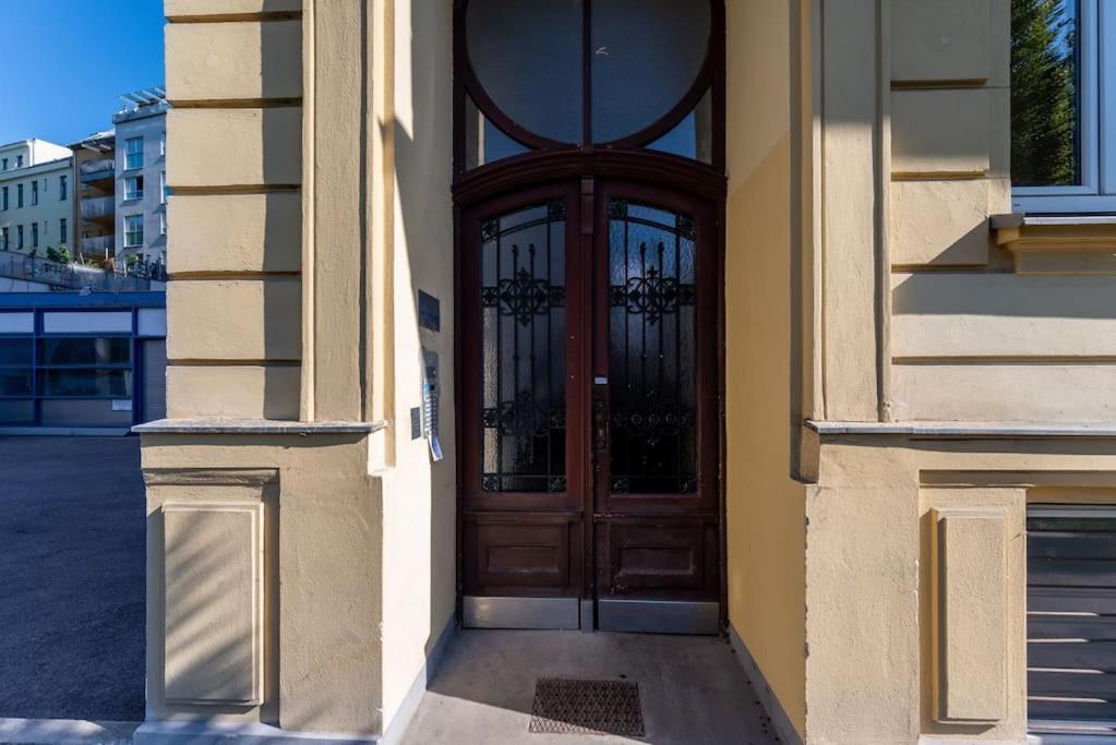Lite 1Br Near Metro & Center By Hm Apartment Viena Exterior foto